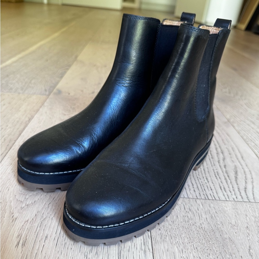 Madewell Ivy Chelsea Boot in Leather